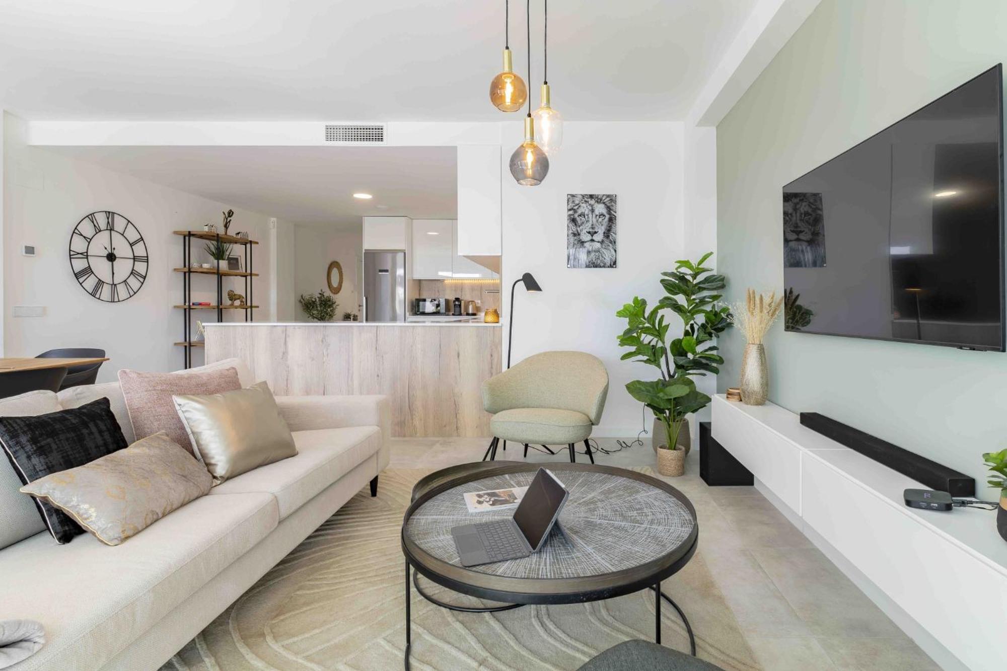 Charming 3 Bedroom In Close To The Sea Estepona