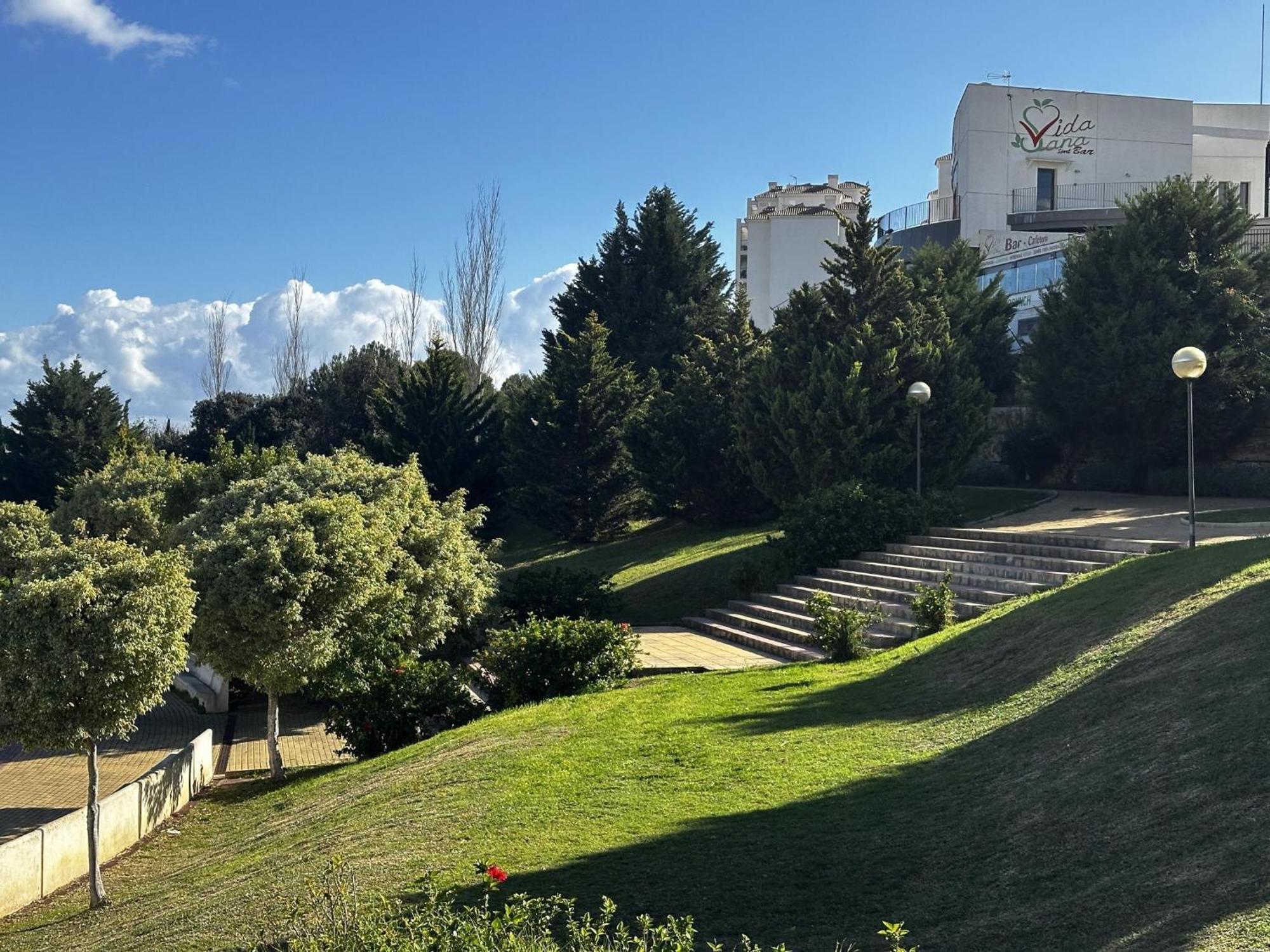 Apartment Charming 3 Bedroom In Close To The Sea